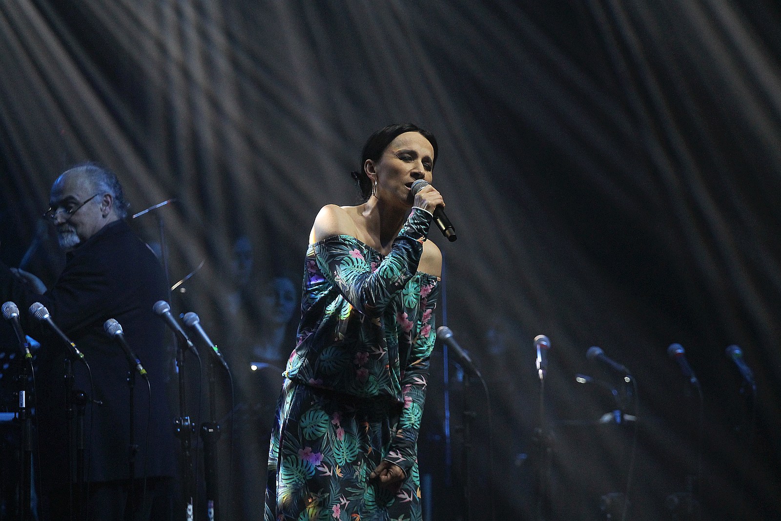 Niezwykły pełen gwiazd koncert na dziedzińcu Akademii Rycerskiej