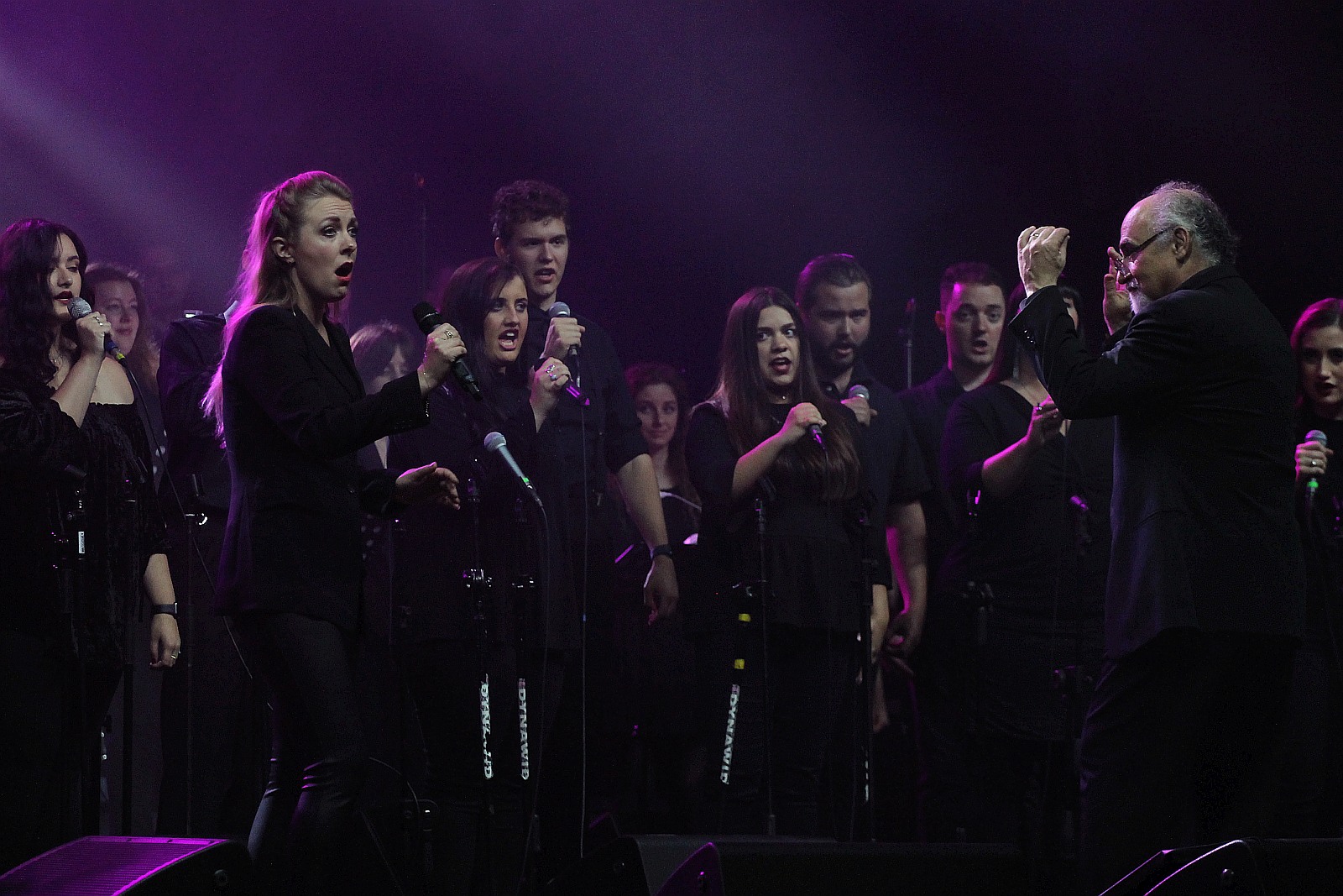 Niezwykły pełen gwiazd koncert na dziedzińcu Akademii Rycerskiej