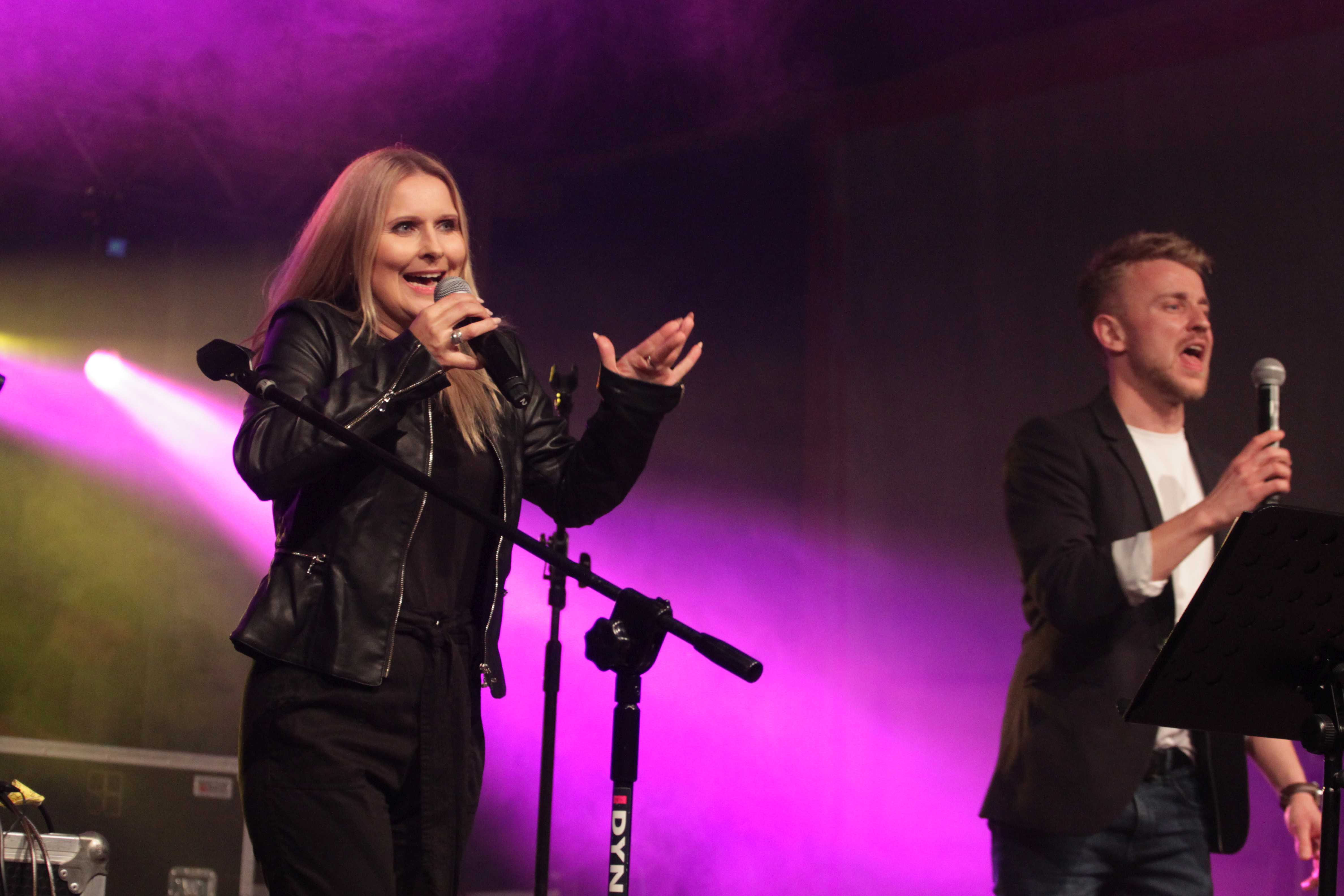 Mesajah i Raz 2 – Tribute to Maanam porwały do śpiewu i tańca