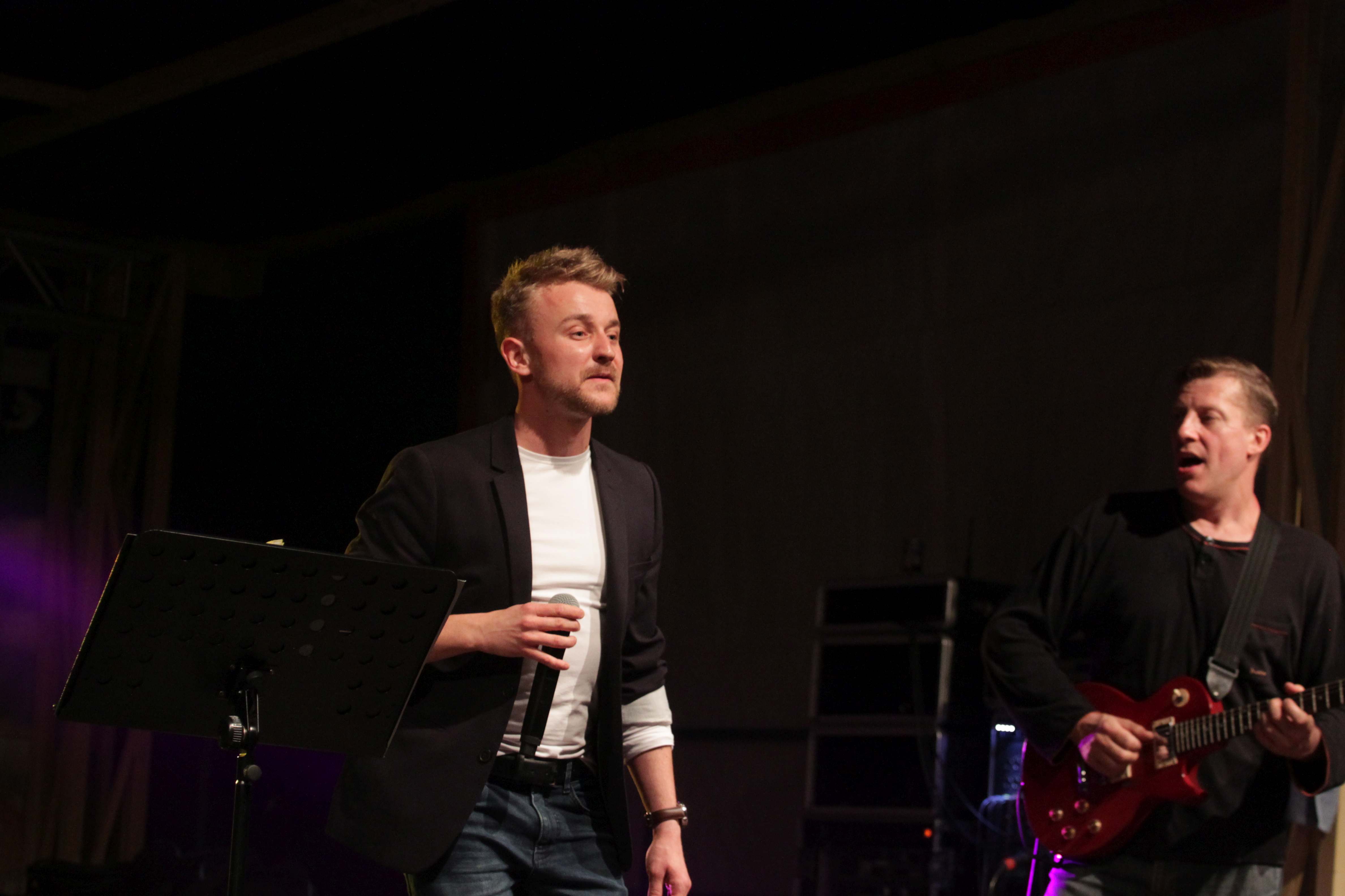Mesajah i Raz 2 – Tribute to Maanam porwały do śpiewu i tańca
