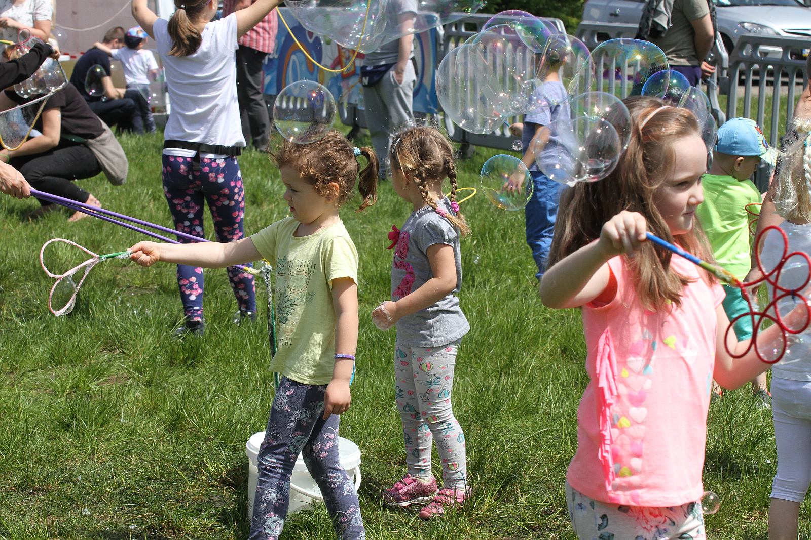 Festiwal Baniek Mydlanych. Bawiły się dzieci, bawili dorośli