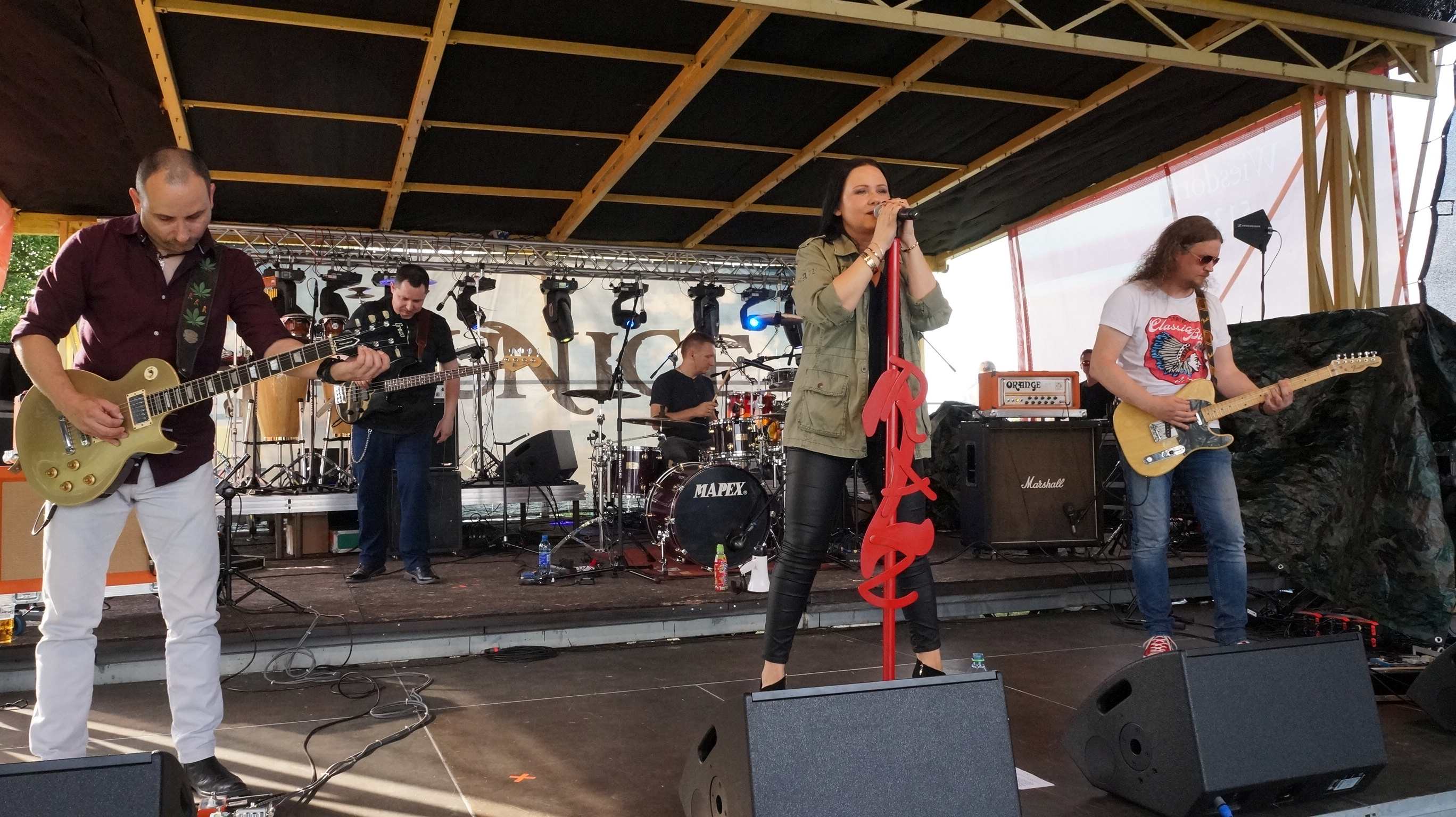 Mesajah i Raz 2 – Tribute to Maanam porwały do śpiewu i tańca
