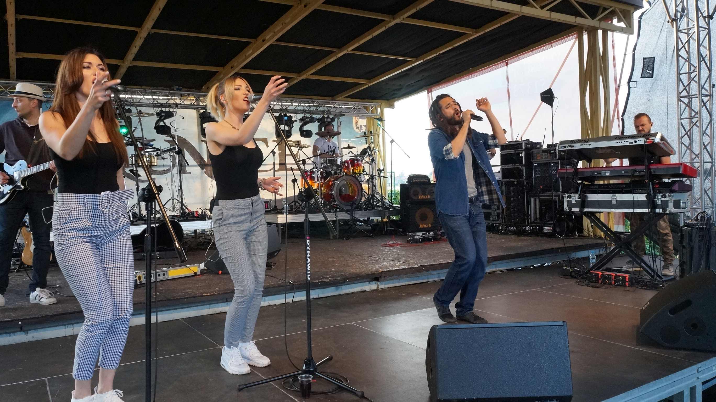 Mesajah i Raz 2 – Tribute to Maanam porwały do śpiewu i tańca