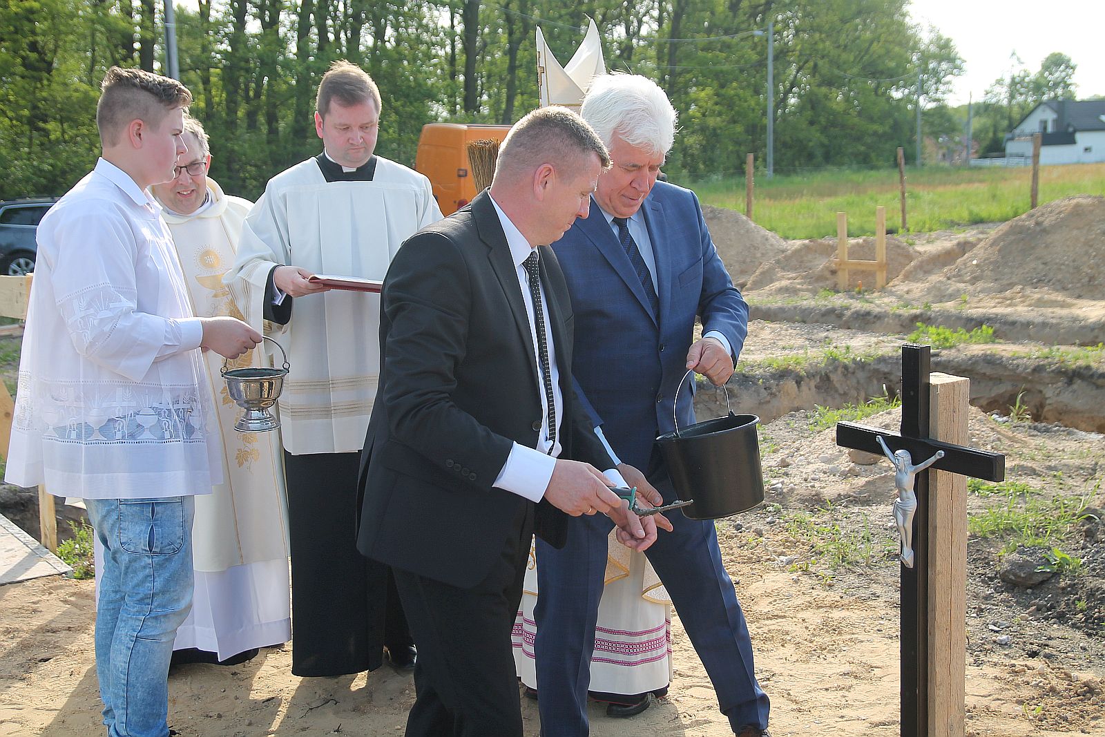 Poświęcenie kamienia węgielnego pod budowę kościoła