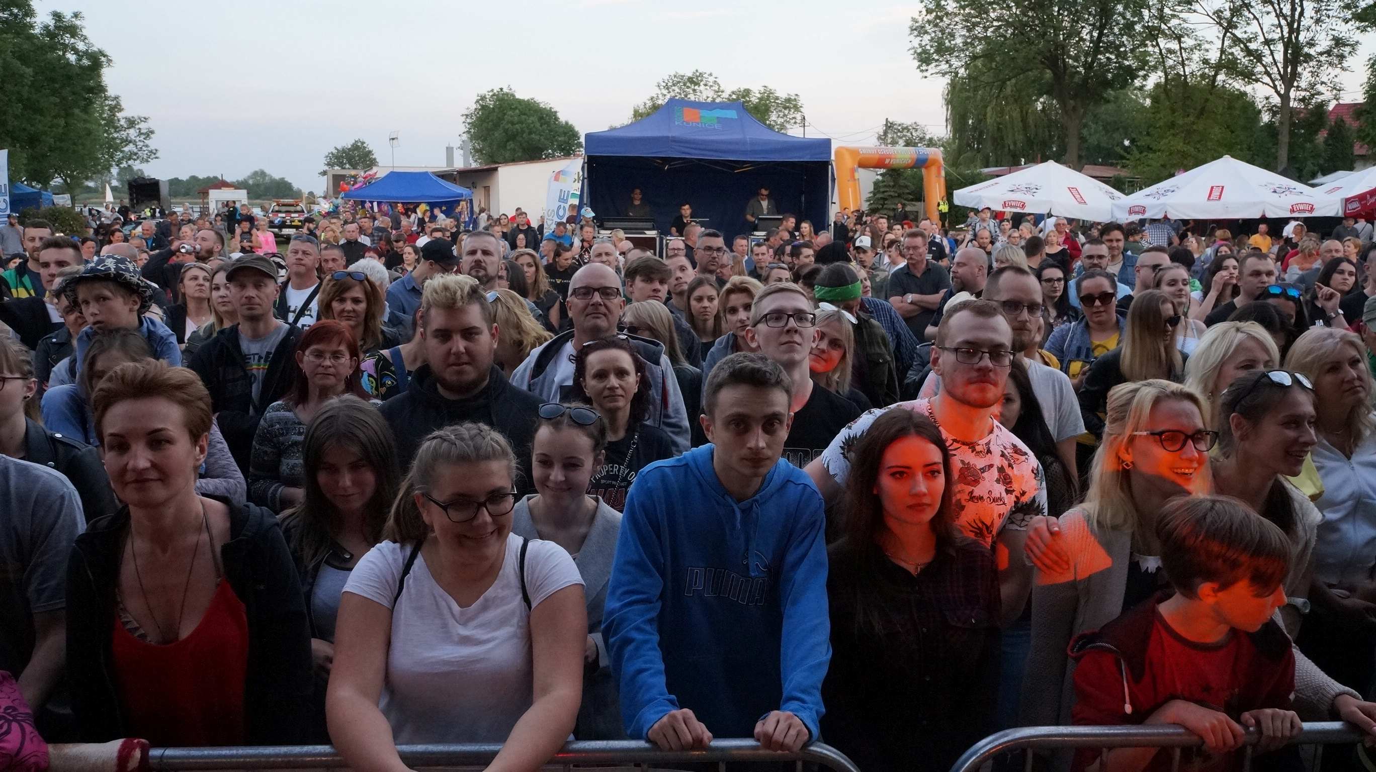 Mesajah i Raz 2 – Tribute to Maanam porwały do śpiewu i tańca