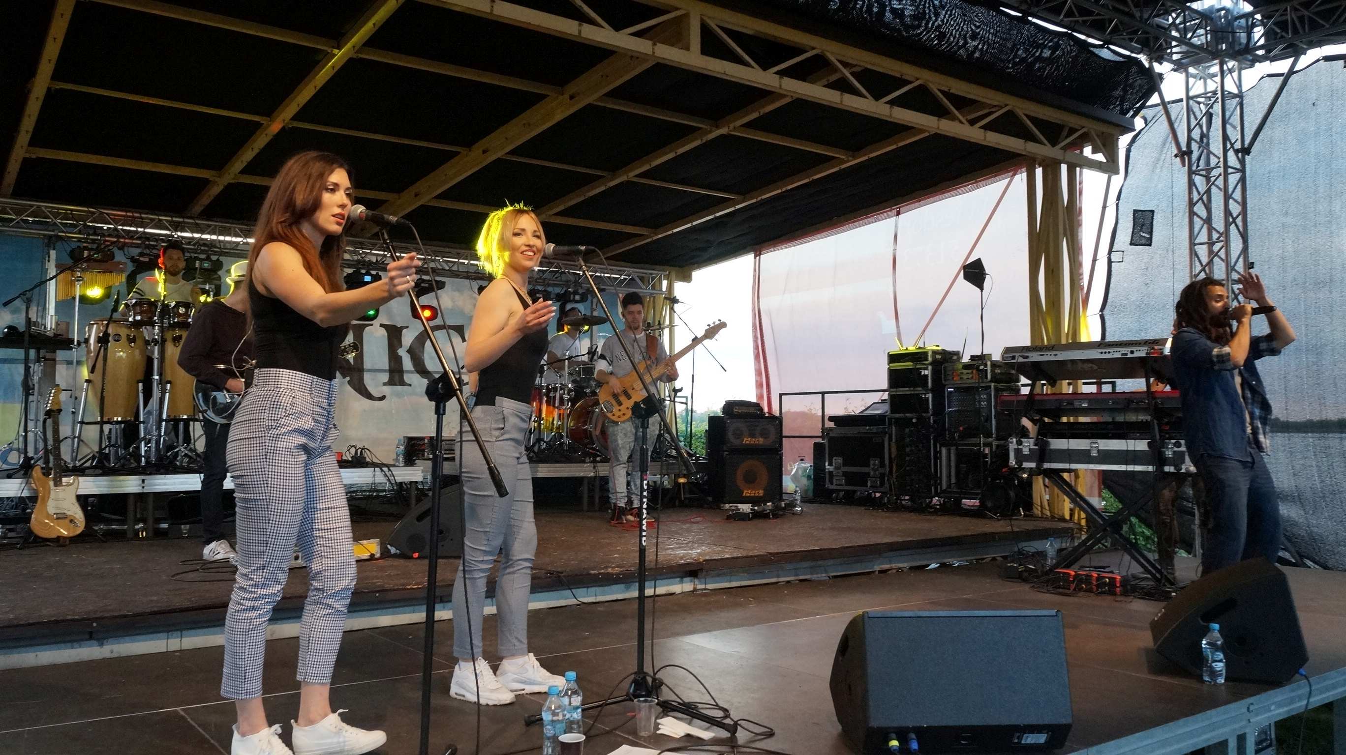 Mesajah i Raz 2 – Tribute to Maanam porwały do śpiewu i tańca