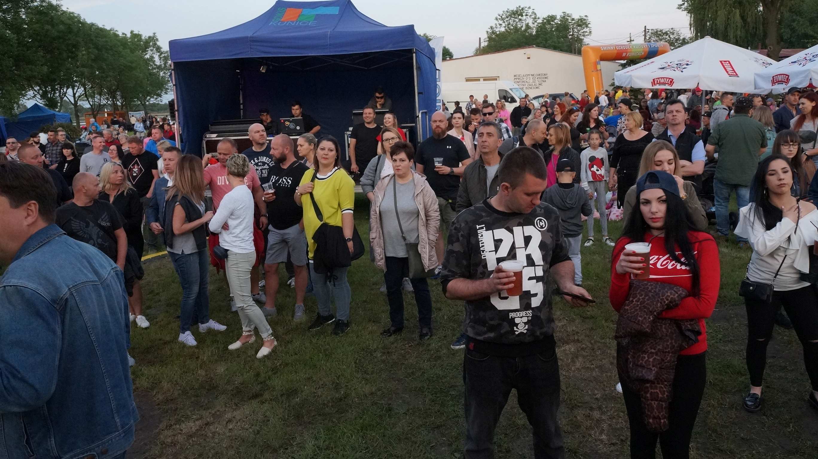 Mesajah i Raz 2 – Tribute to Maanam porwały do śpiewu i tańca
