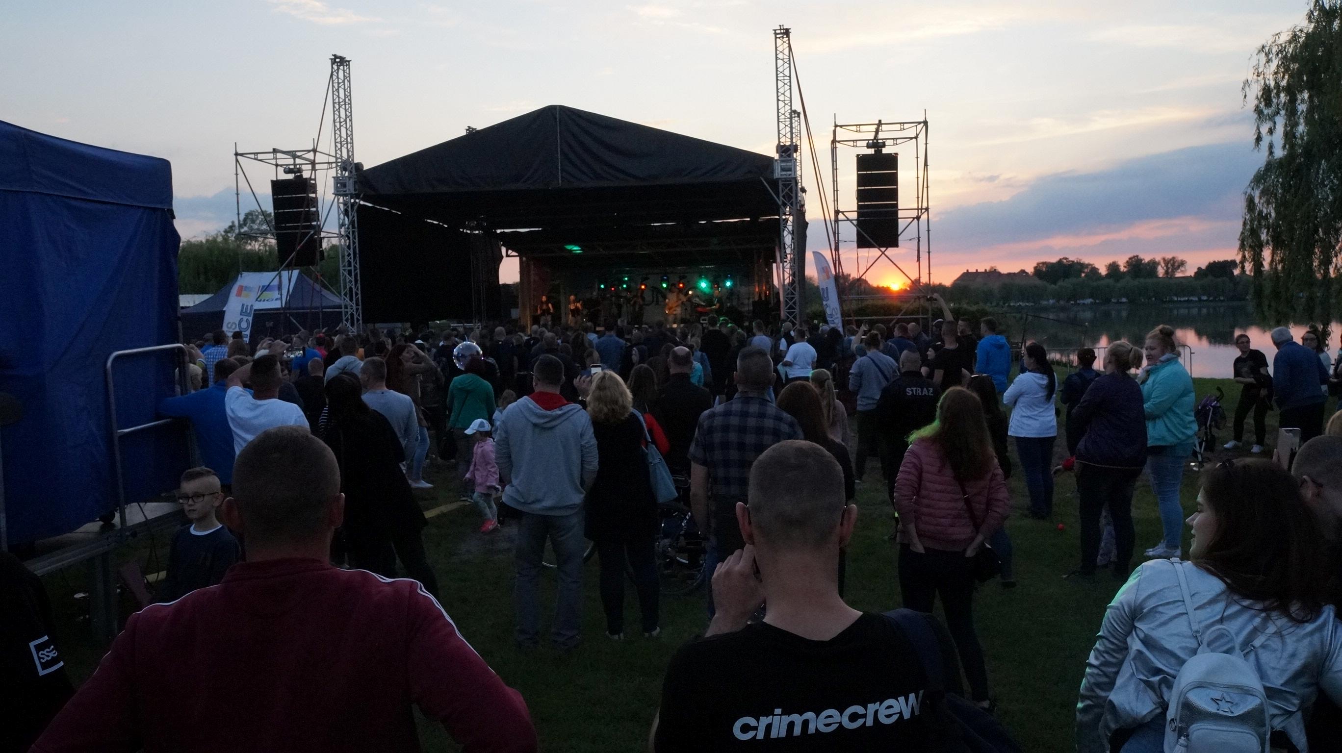 Mesajah i Raz 2 – Tribute to Maanam porwały do śpiewu i tańca
