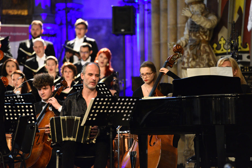 Zespół Wokalny Rondo po raz drugi laureatem Grand Prix Cantatu