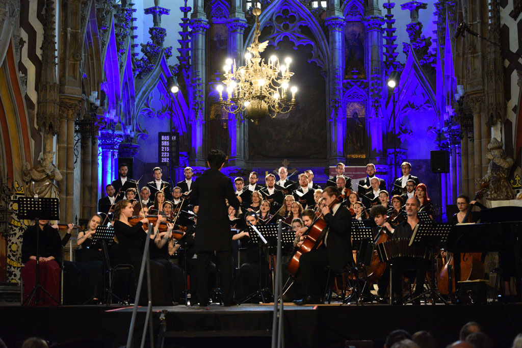 Zespół Wokalny Rondo po raz drugi laureatem Grand Prix Cantatu