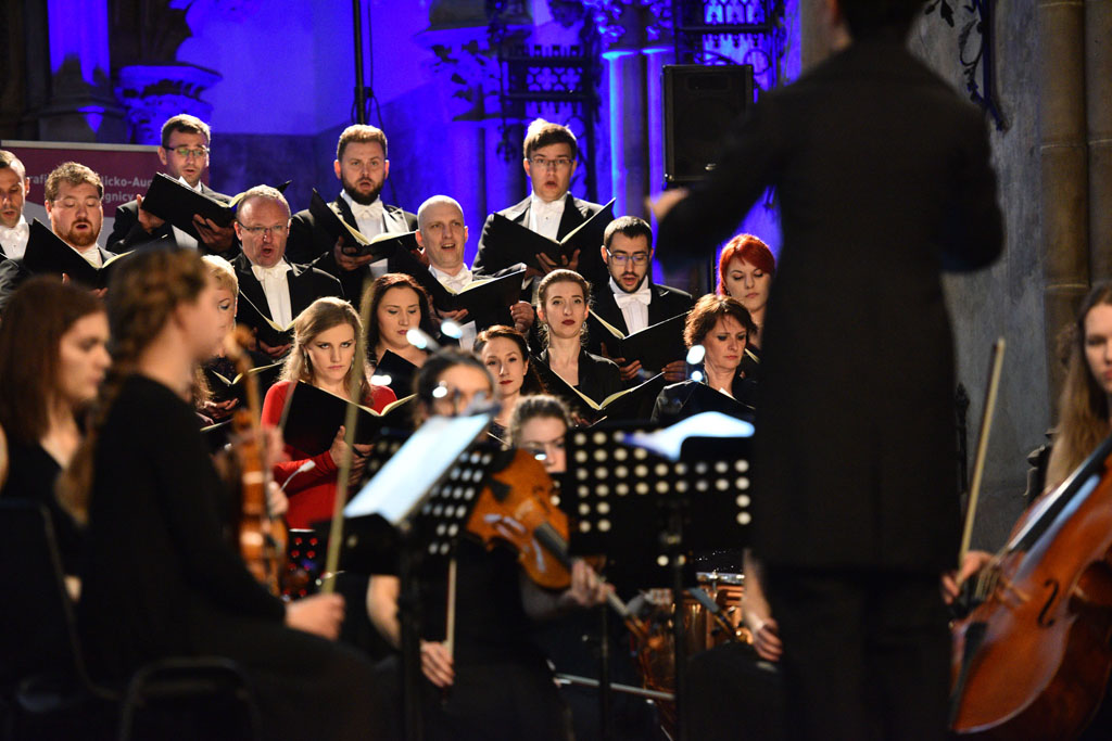 Zespół Wokalny Rondo po raz drugi laureatem Grand Prix Cantatu
