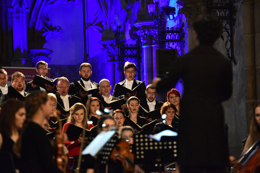 Zespół Wokalny Rondo po raz drugi laureatem Grand Prix Cantatu