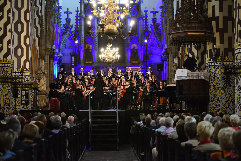 Zespół Wokalny Rondo po raz drugi laureatem Grand Prix Cantatu