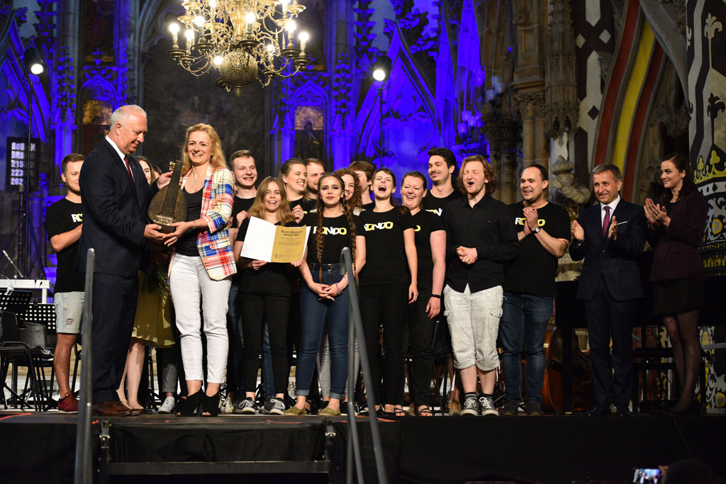 Zespół Wokalny Rondo po raz drugi laureatem Grand Prix Cantatu