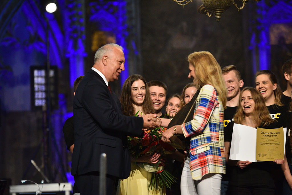 Zespół Wokalny Rondo po raz drugi laureatem Grand Prix Cantatu