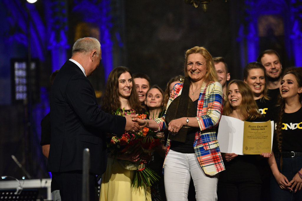 Zespół Wokalny Rondo po raz drugi laureatem Grand Prix Cantatu