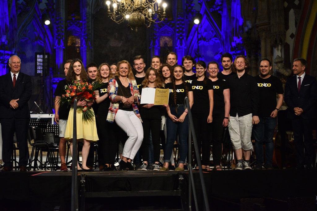 Zespół Wokalny Rondo po raz drugi laureatem Grand Prix Cantatu