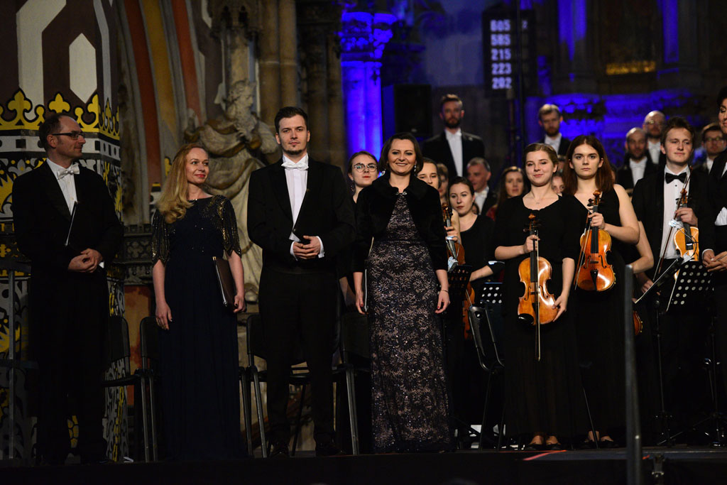 Zespół Wokalny Rondo po raz drugi laureatem Grand Prix Cantatu