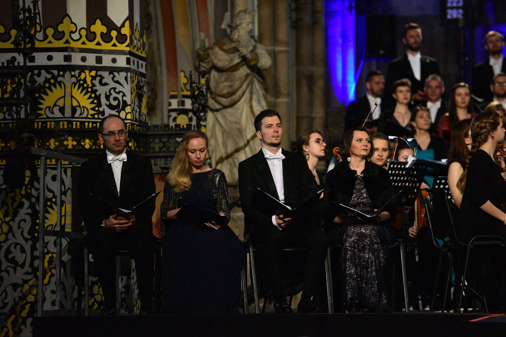 Zespół Wokalny Rondo po raz drugi laureatem Grand Prix Cantatu
