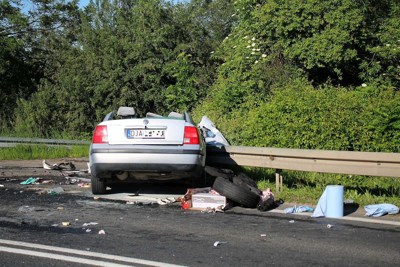 Zderzenie czołowe na ulicy Jaworzyńskiej. Jedna osoba ranna