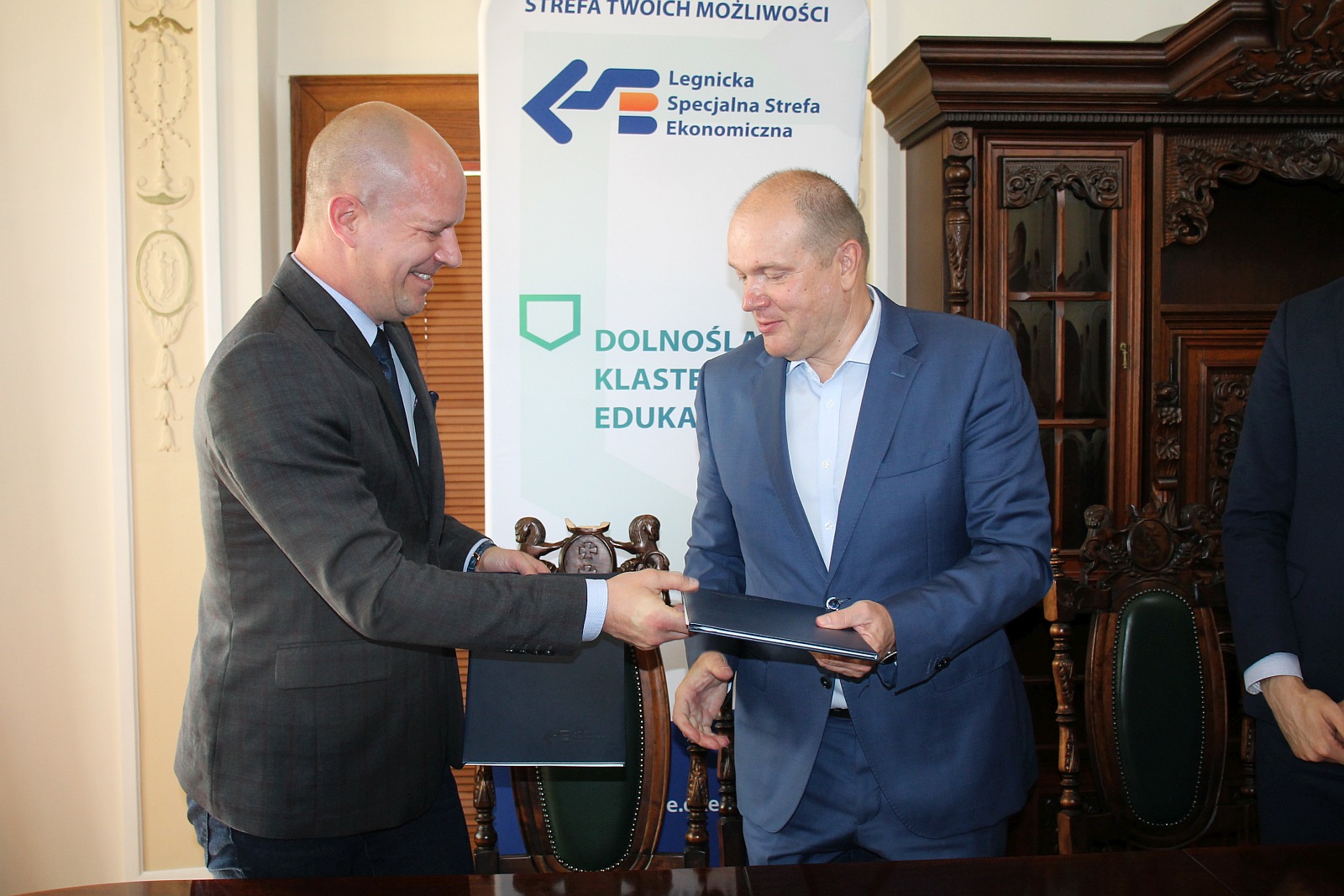 Technikum Akademickie w Legnicy z patronatem LSSE