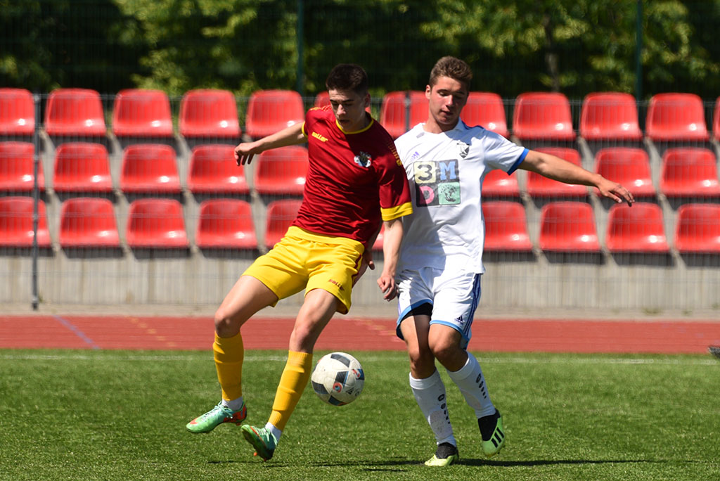 KS Legnickie Pole jedną nogą w 4. lidze po wygranej nad Czarnymi