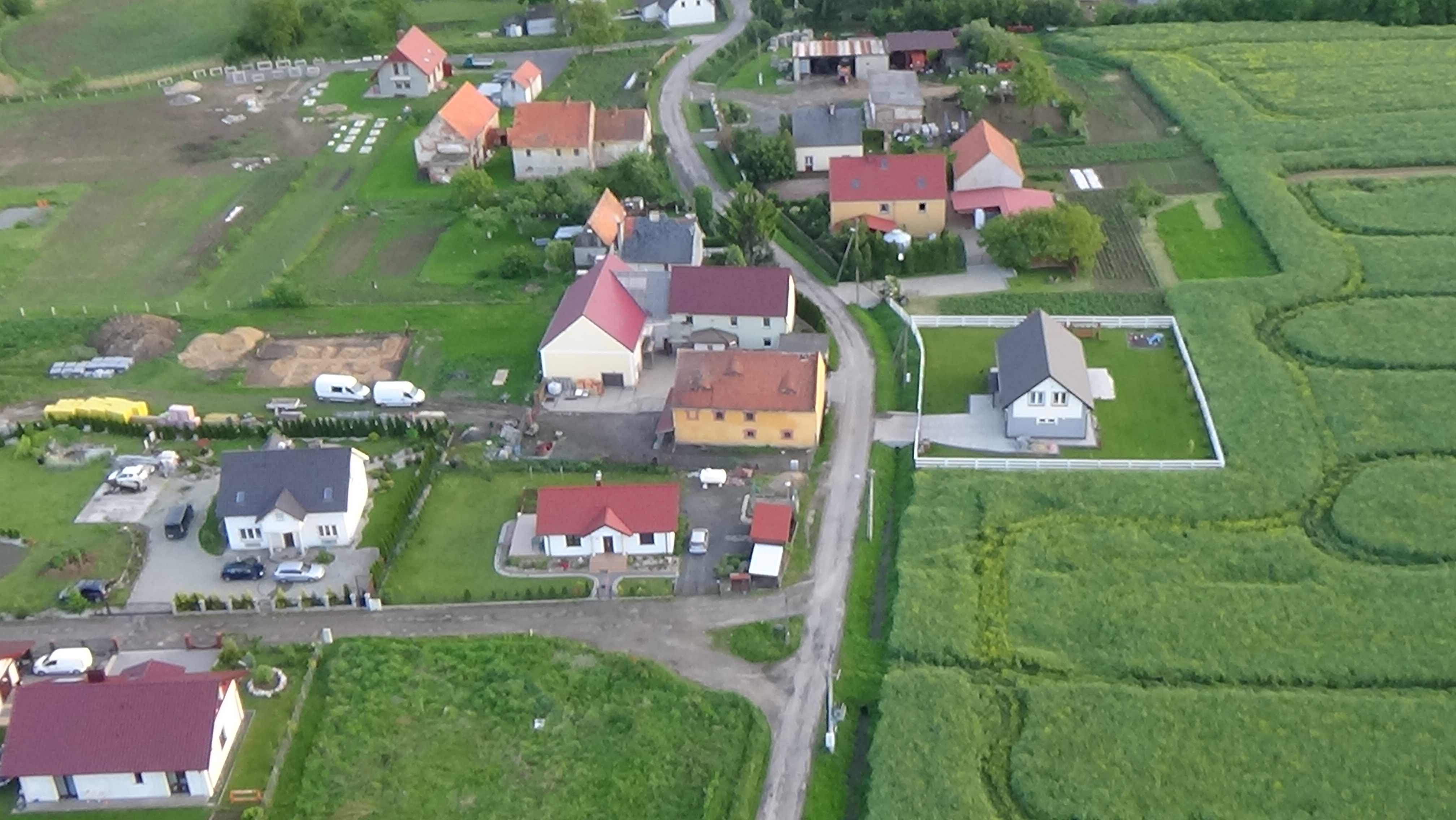 Nowa Wieś Legnicka z lotu ptaka. Zobacz jak wygląda wioska