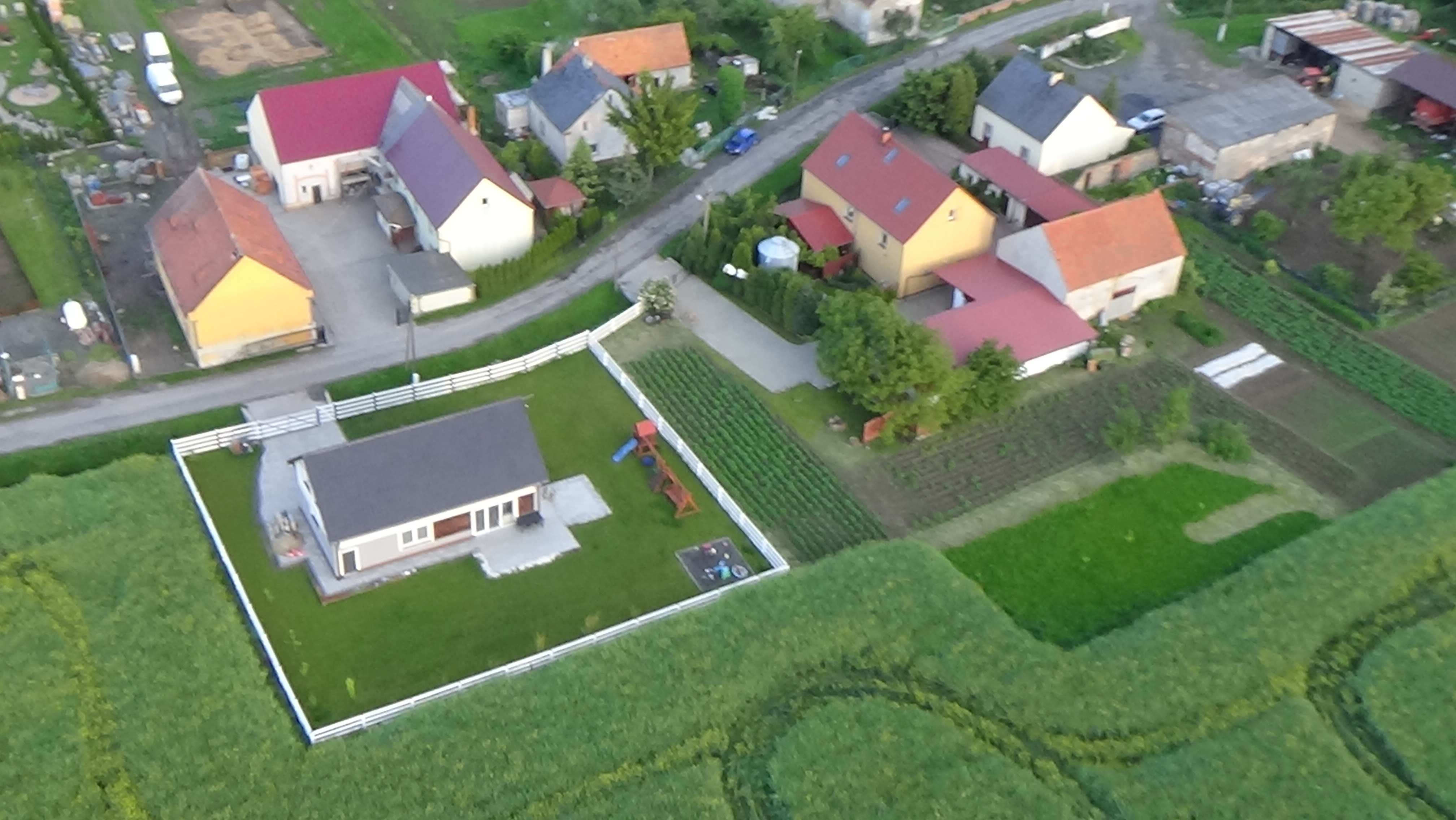 Nowa Wieś Legnicka z lotu ptaka. Zobacz jak wygląda wioska