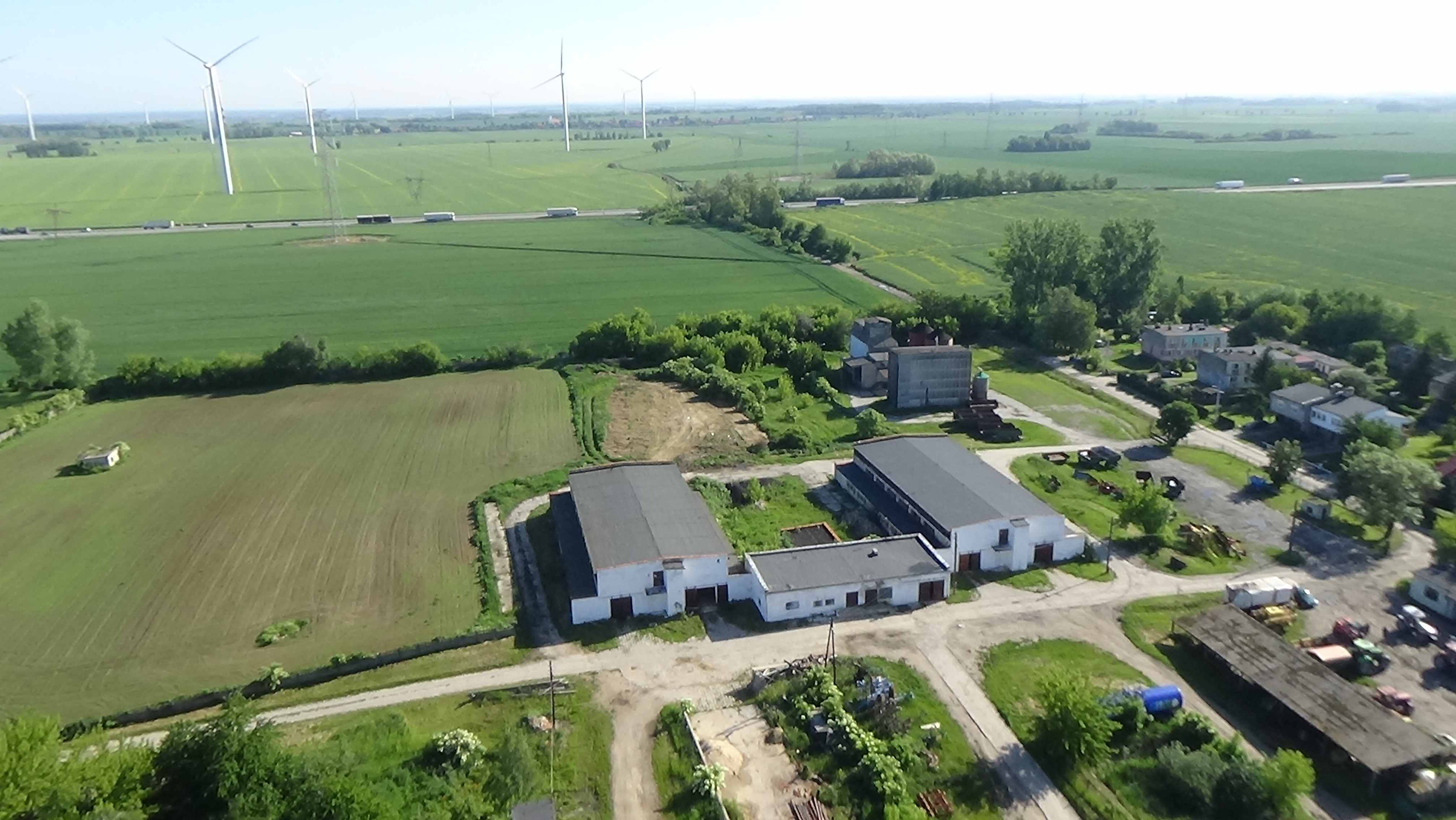Mikołajowice z lotu ptaka. Zobacz jak wygląda wioska