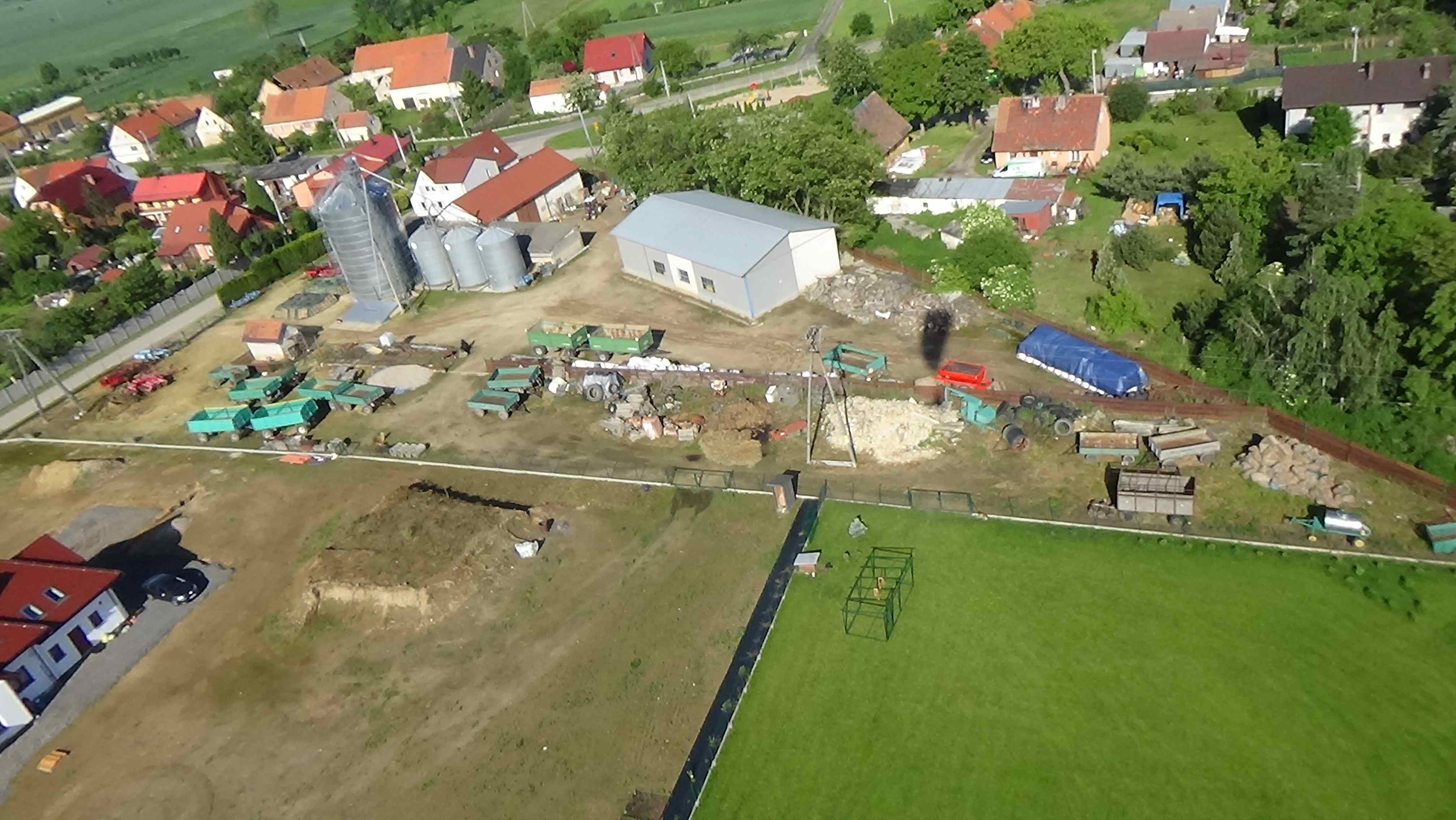 Mikołajowice z lotu ptaka. Zobacz jak wygląda wioska