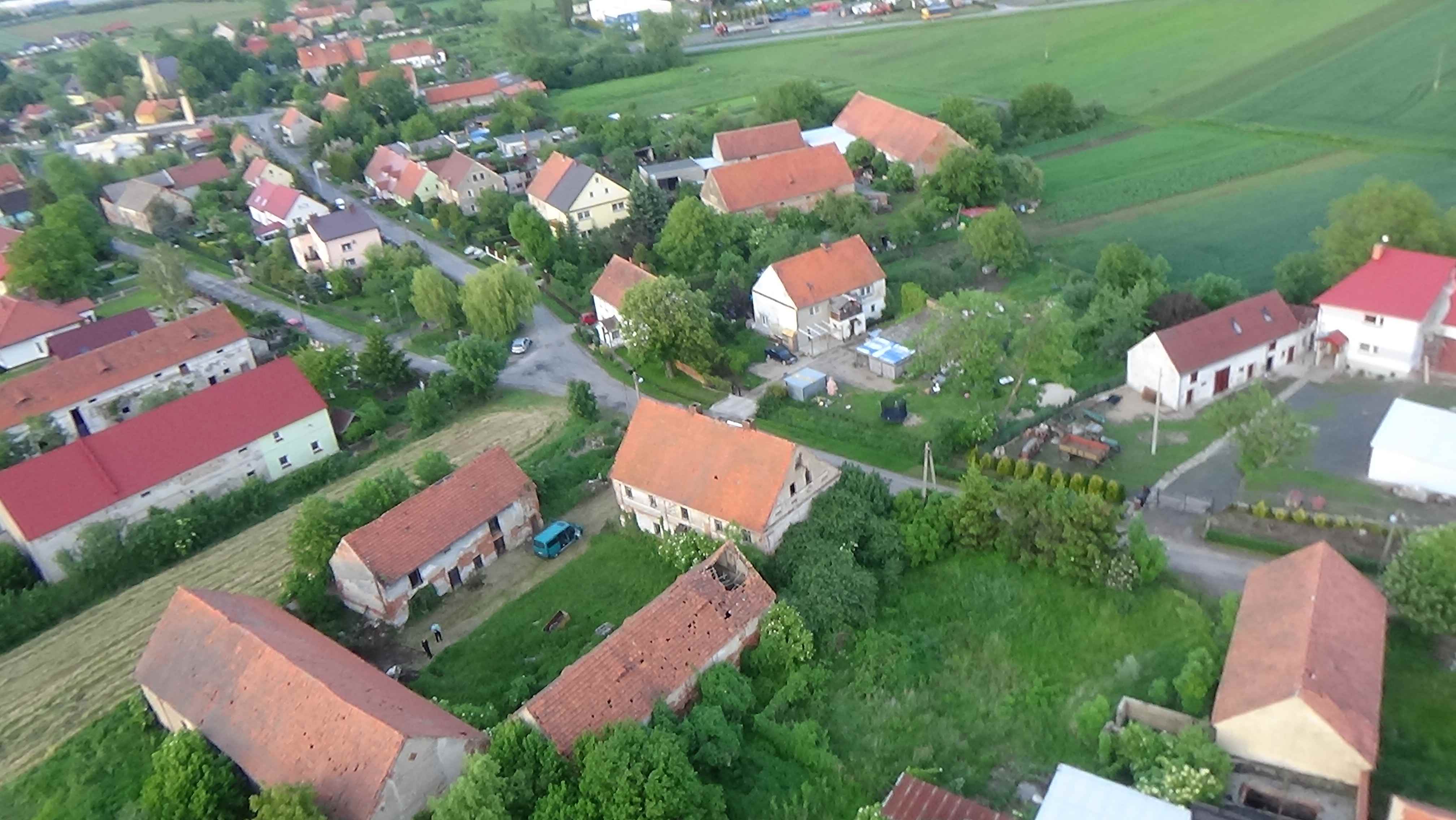 Nowa Wieś Legnicka z lotu ptaka. Zobacz jak wygląda wioska