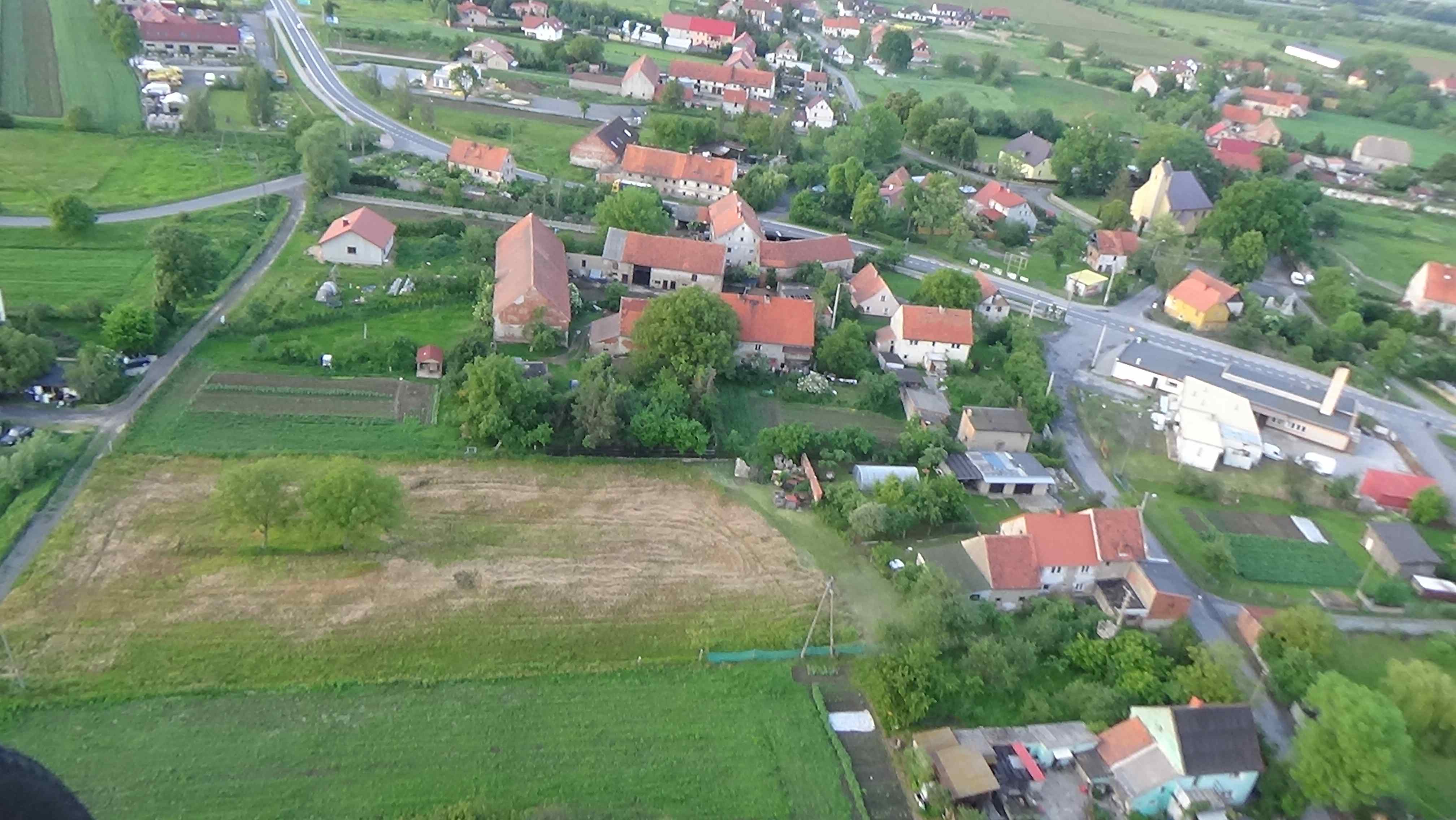 Nowa Wieś Legnicka z lotu ptaka. Zobacz jak wygląda wioska