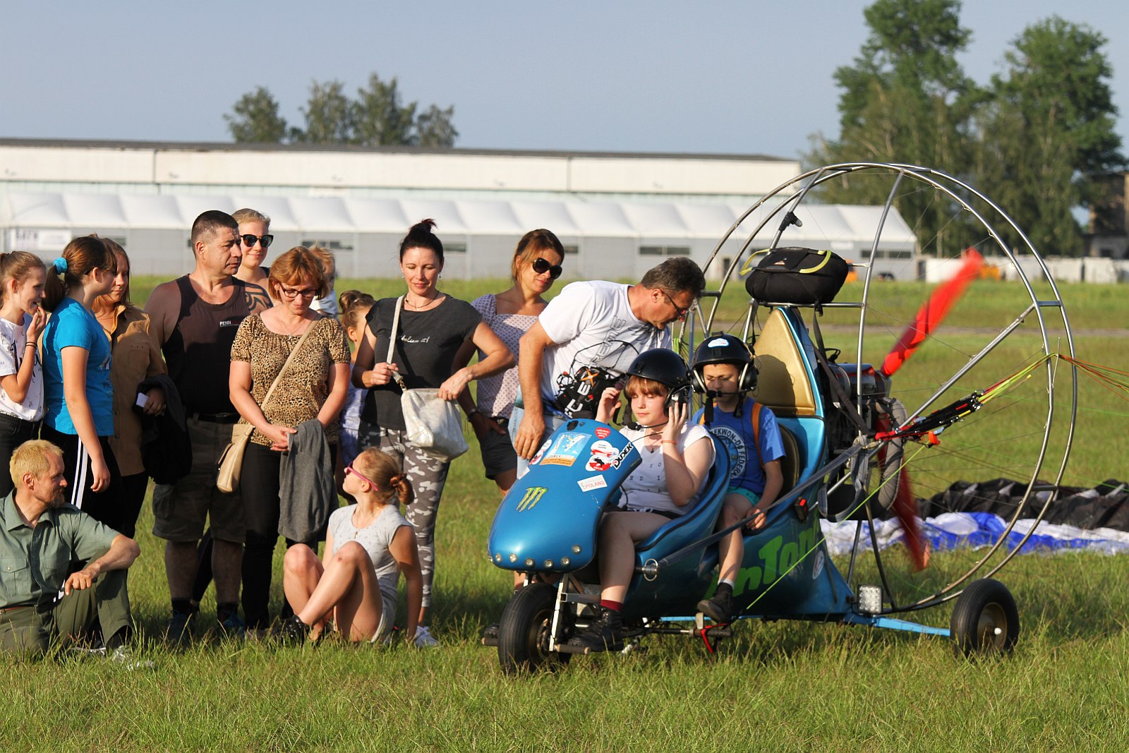 Zajęcia z legnickim pilotem „AnTonio” na lotnisku