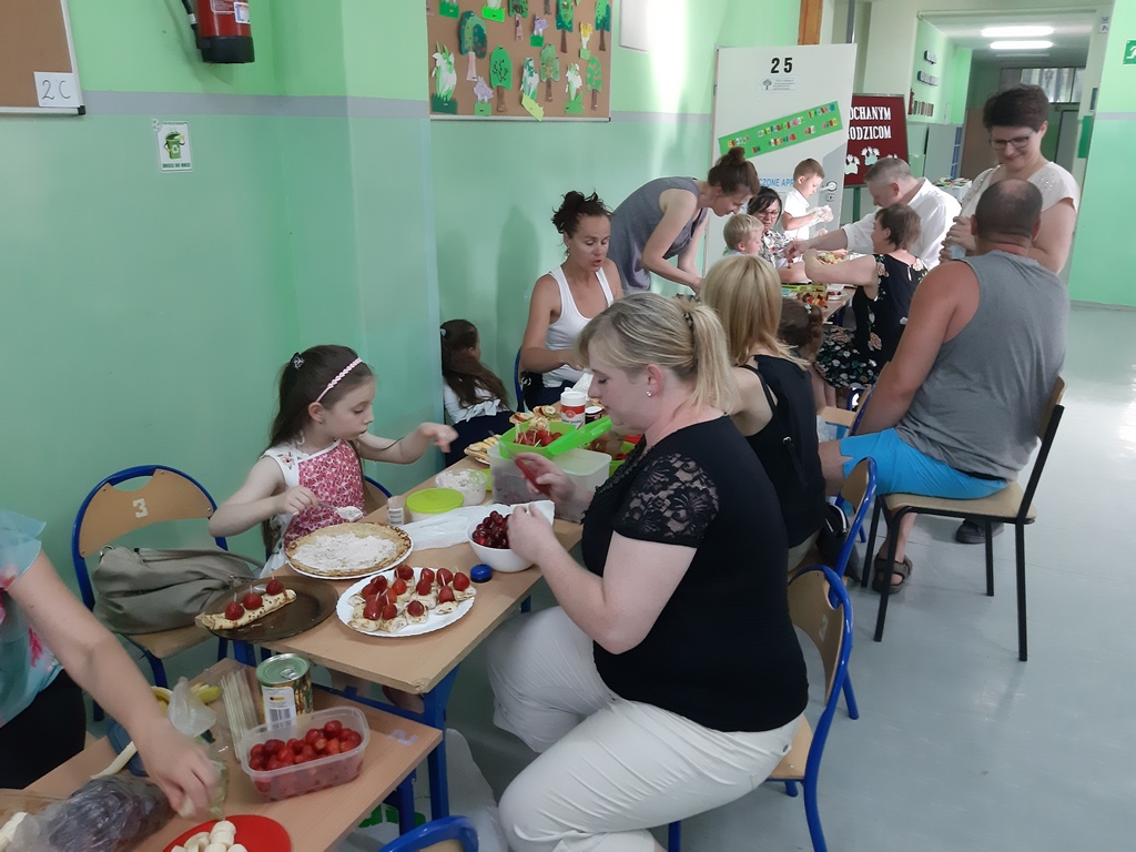 Święto Rodziny w Szkole Podstawowej nr 16 w Legnicy


