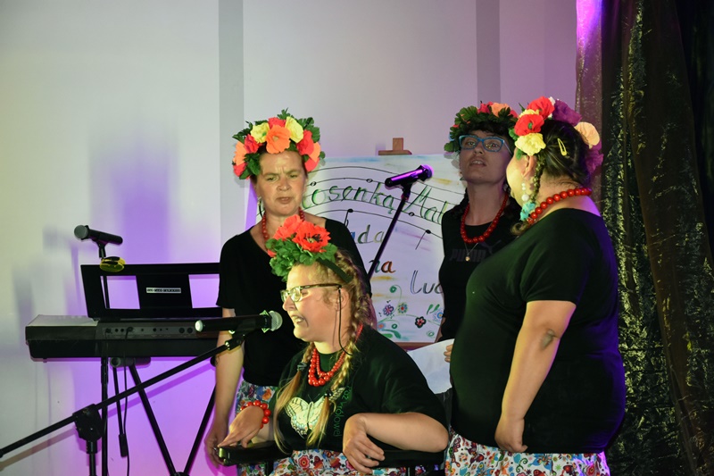 „Piosenką malowane” - czyli festiwal piosenki niepełnosprawnych