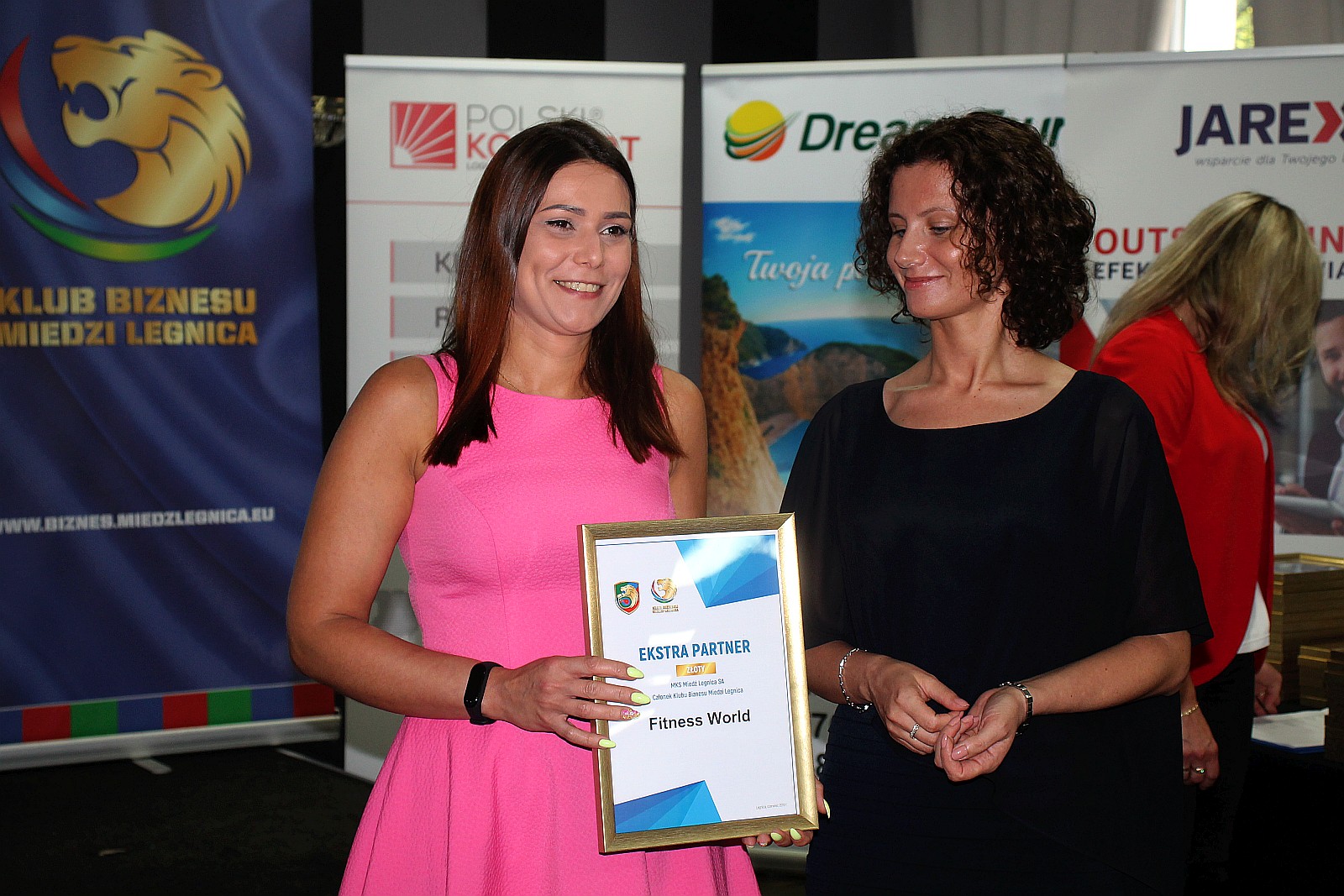 Spotkanie biznesowe - rozdanie certyfikatów