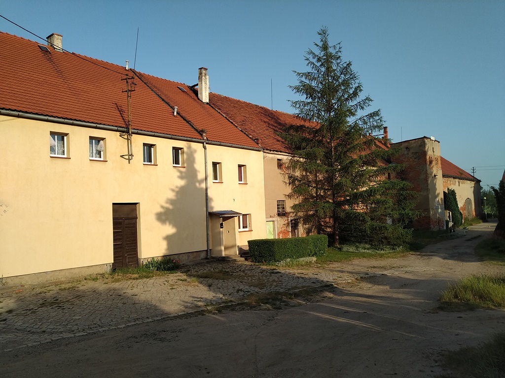 Brodecki i Pundyk przewodnikami spaceru po Przybkowie