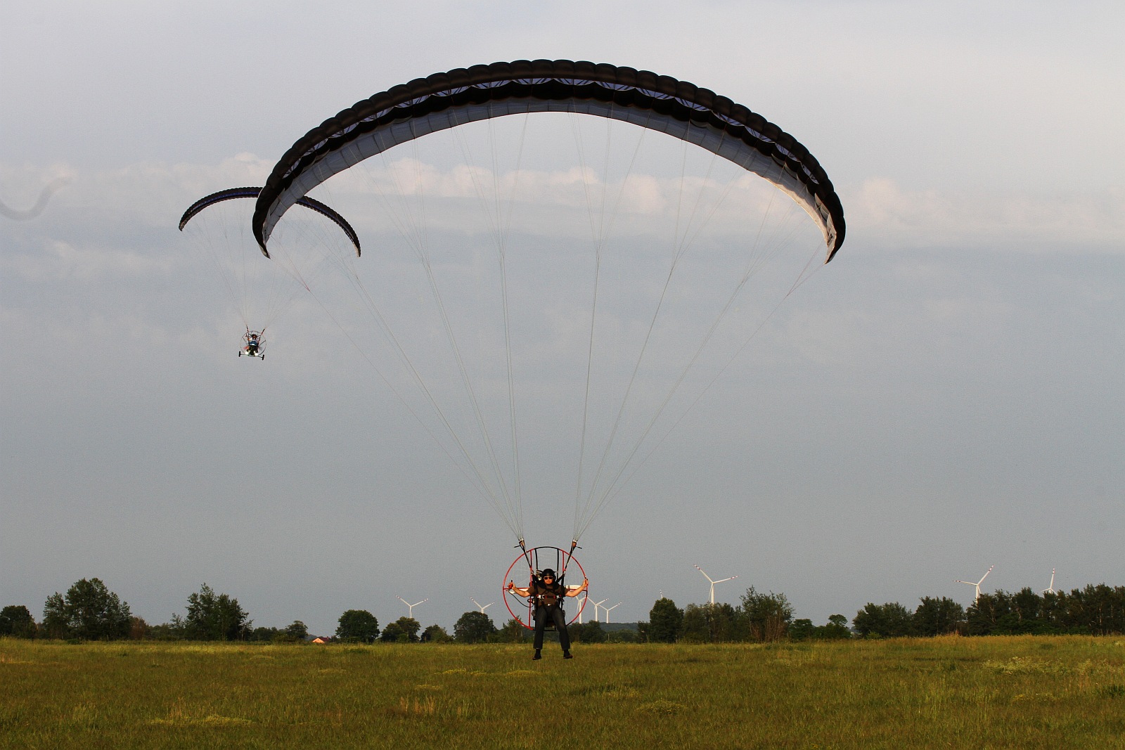 Zajęcia z legnickim pilotem „AnTonio” na lotnisku