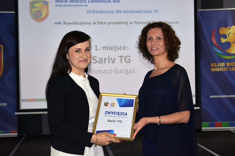 Spotkanie biznesowe - rozdanie certyfikatów