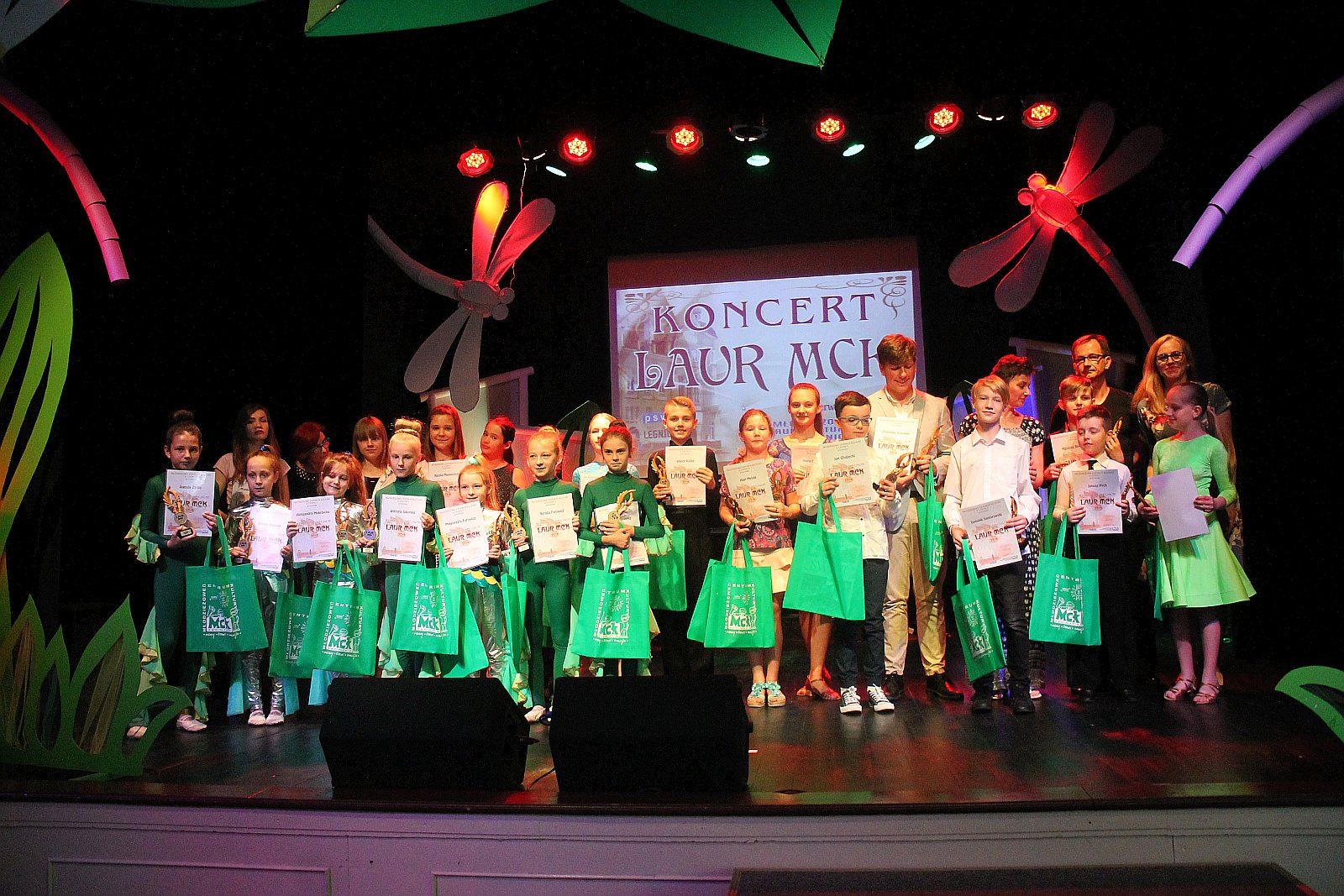 Uroczyste wręczenie Laurów 2019 dla wychowanków MCK   
