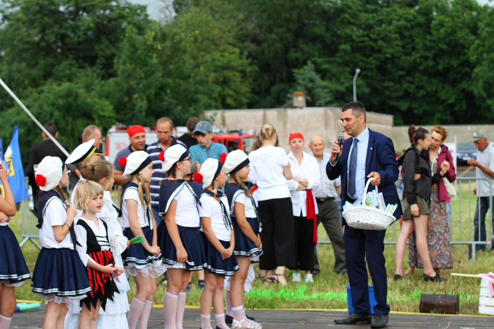 Deszczowa pogoda popsuła świętowanie w Legnickim Polu