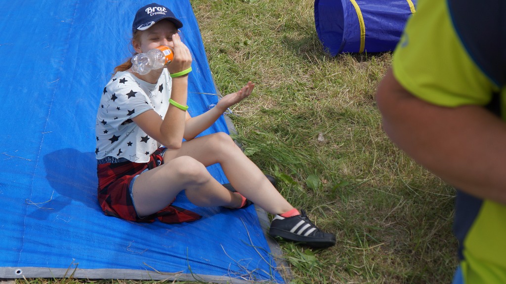 Biesiada Sąsiedzka w Piotrówku integrowała w słońcu i deszczu
