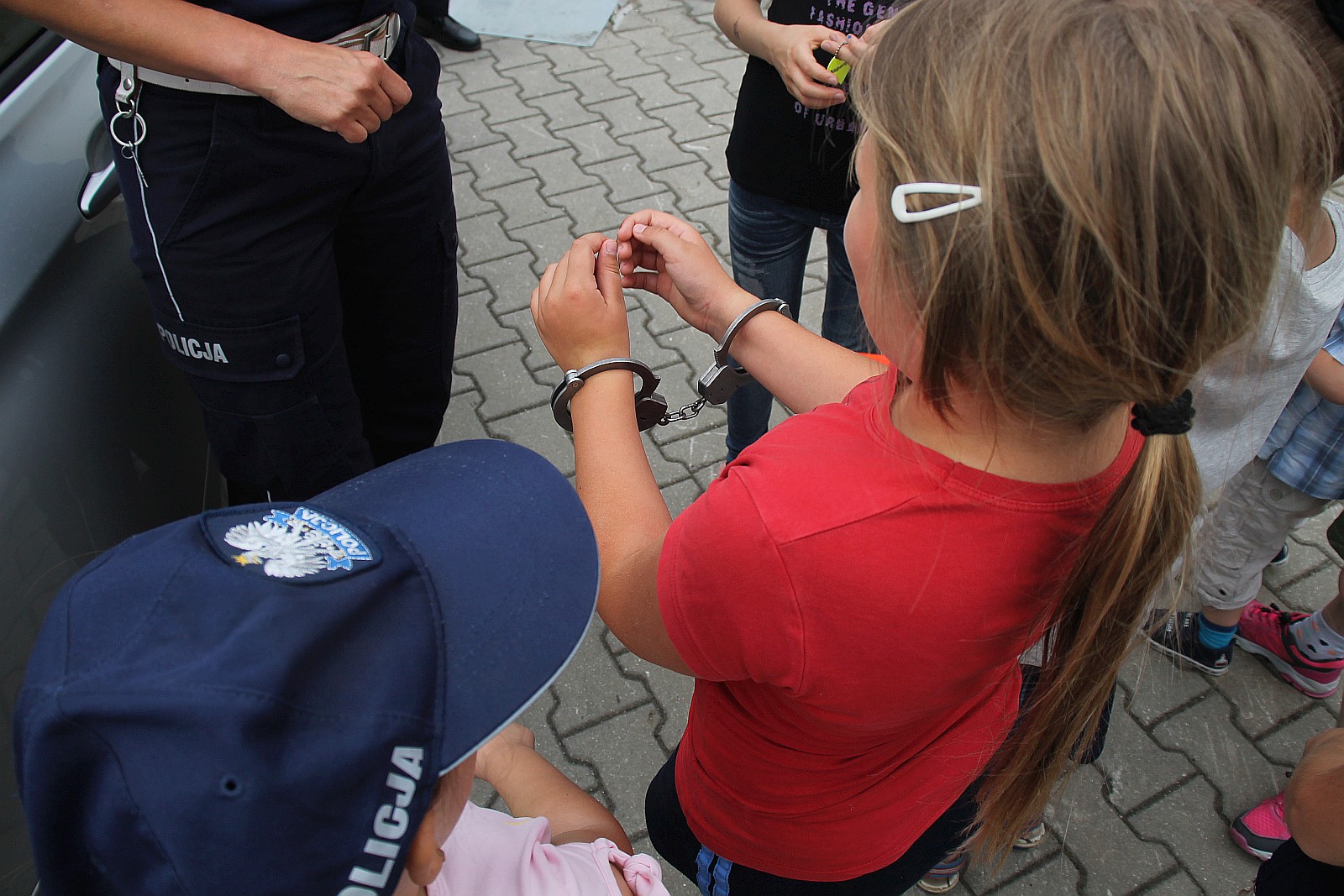 Festyn parafii Świętej Trójcy na gościnnym terenie SP nr 7