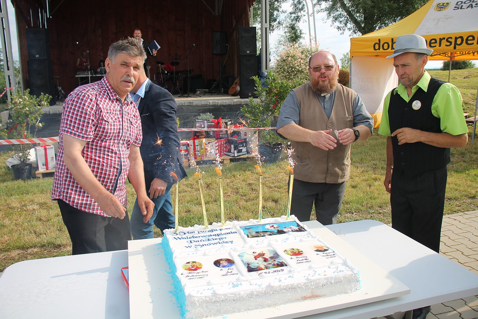 Mieszkańcy Snowidzy świętowali jubileusz swojej parafii