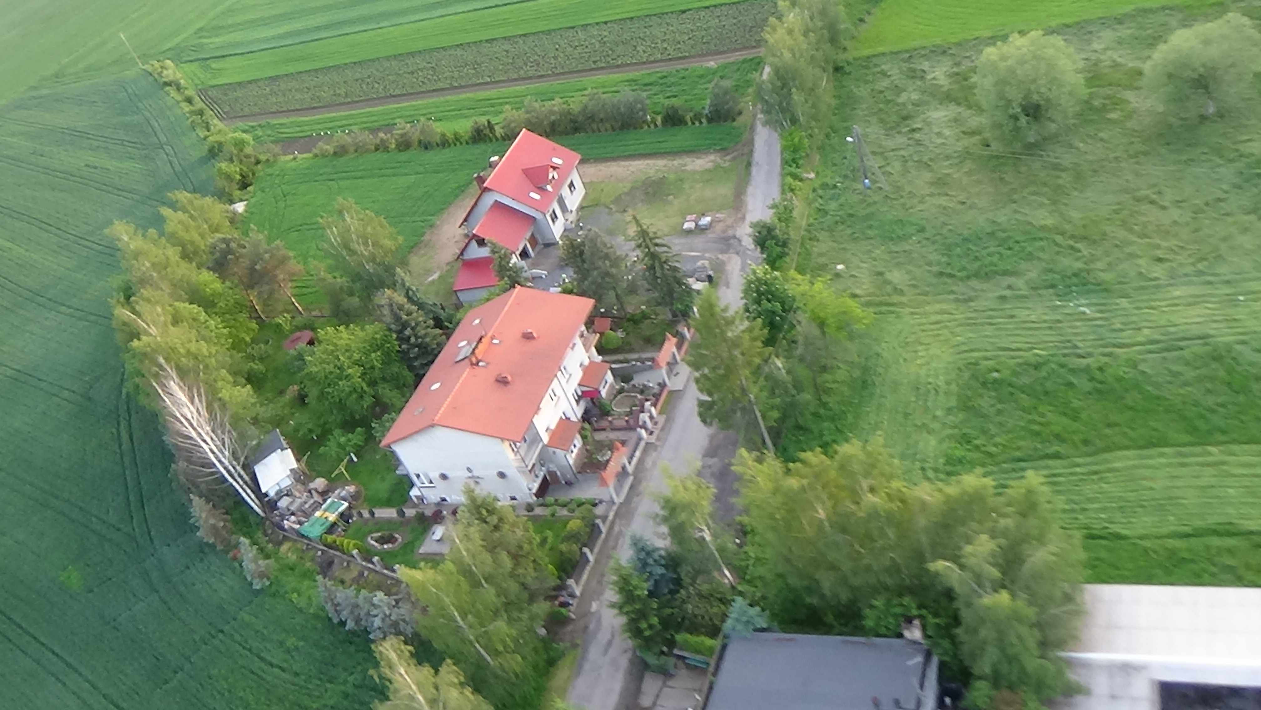 Koiszków z lotu ptaka. Zobacz jak wygląda wioska        	