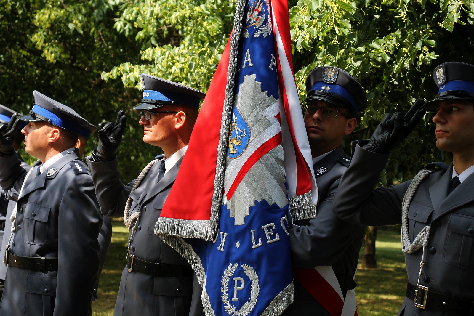 Dęby Pamięci poległych policjantów będą rosły w Parku Bielańskim