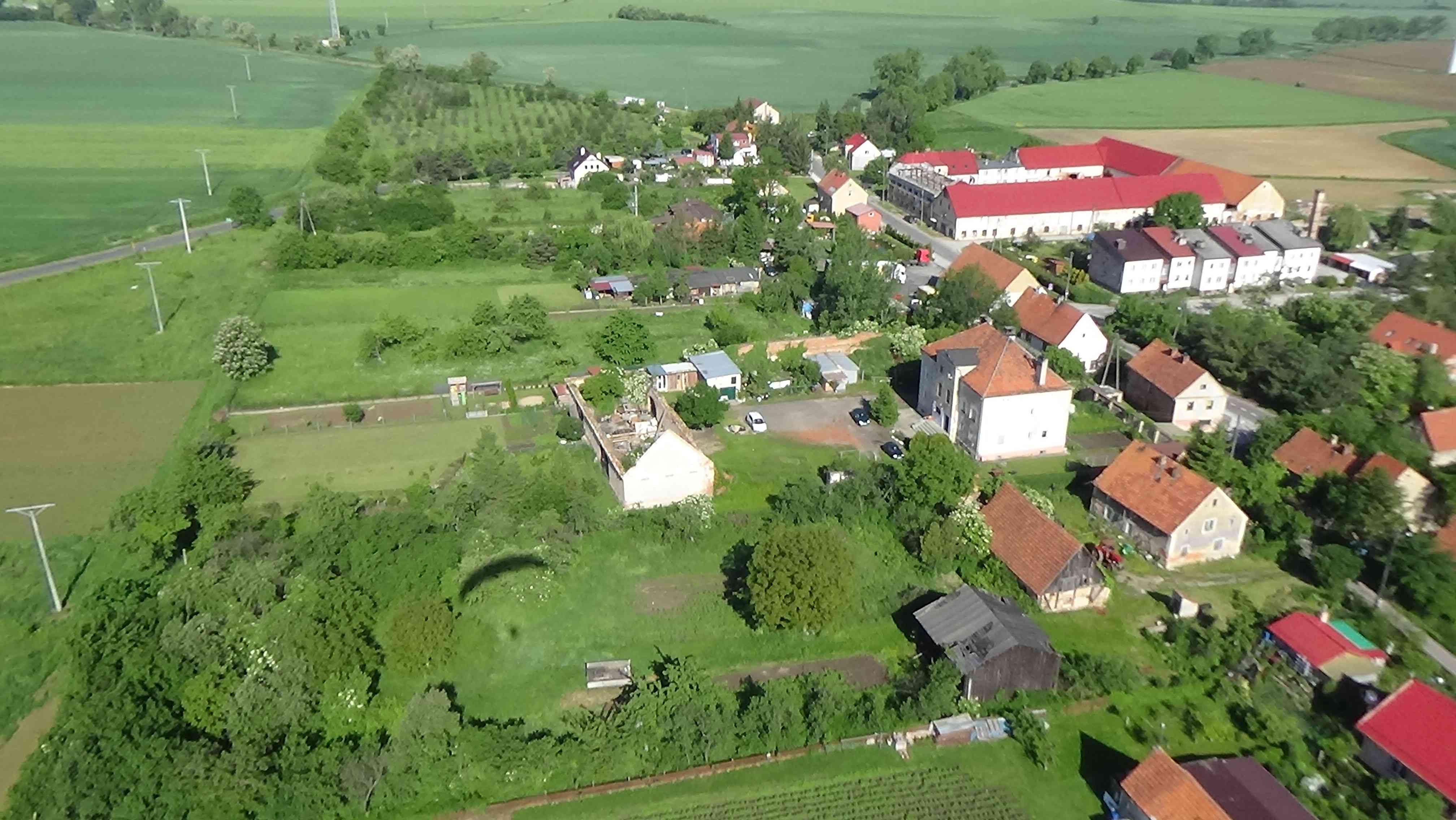 Księginice z lotu ptaka. Zobacz jak wygląda wioska
