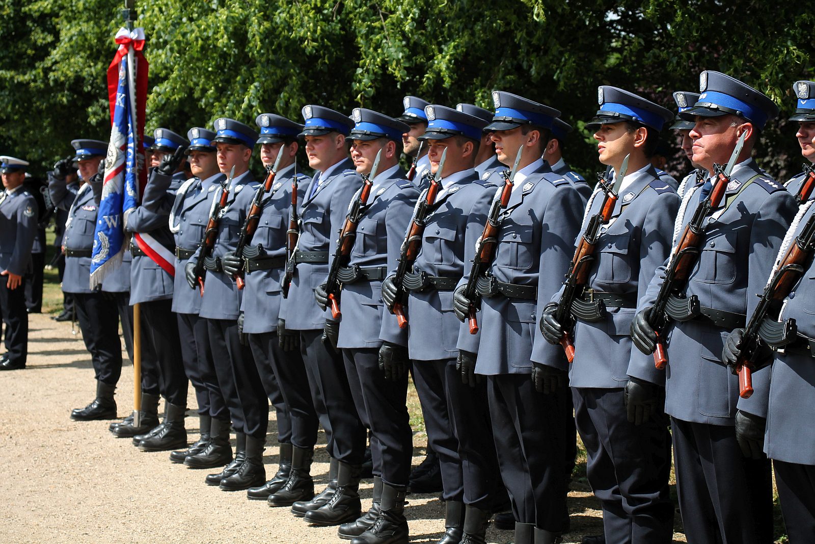 Dęby Pamięci poległych policjantów będą rosły w Parku Bielańskim