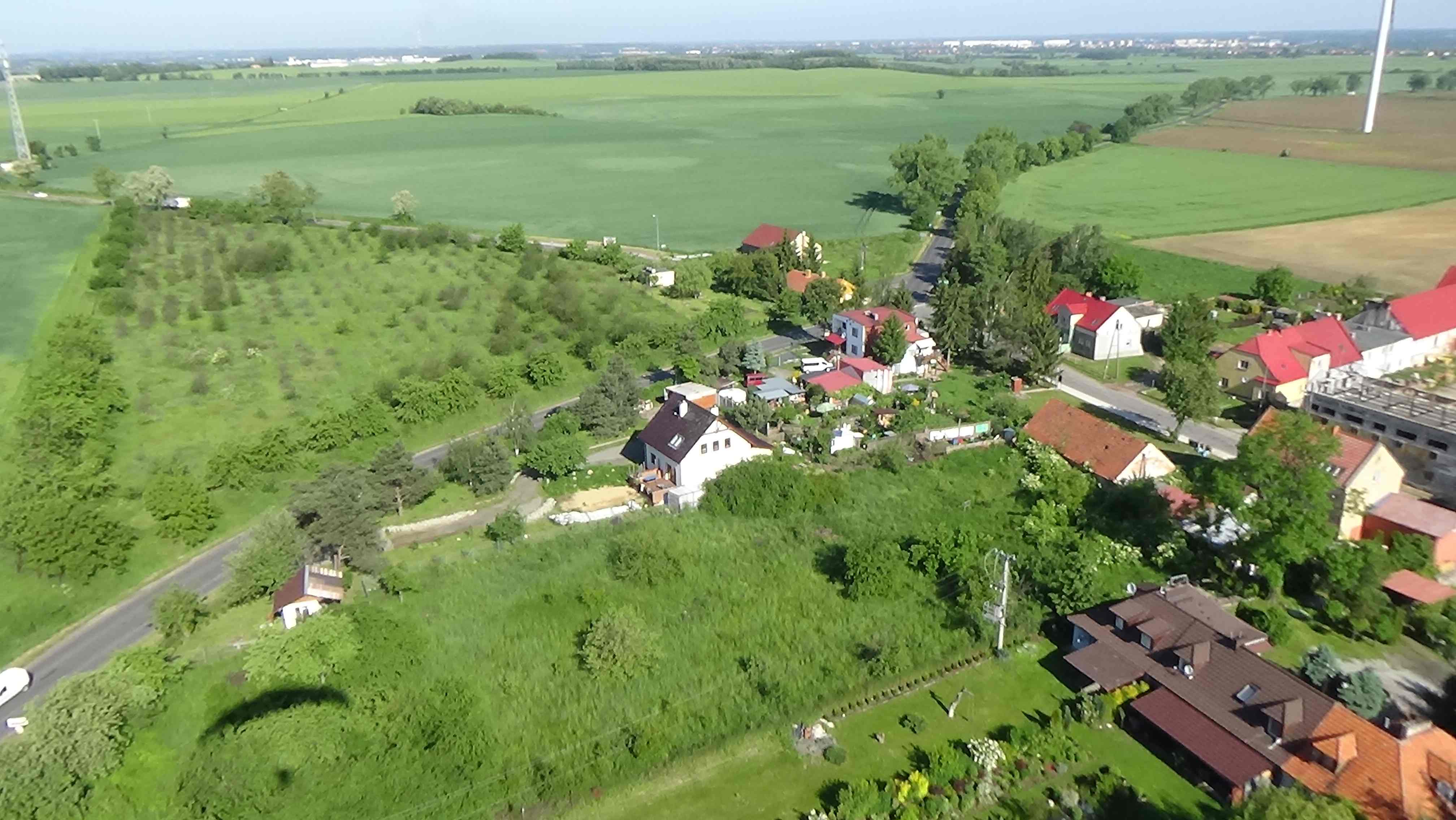 Księginice z lotu ptaka. Zobacz jak wygląda wioska
