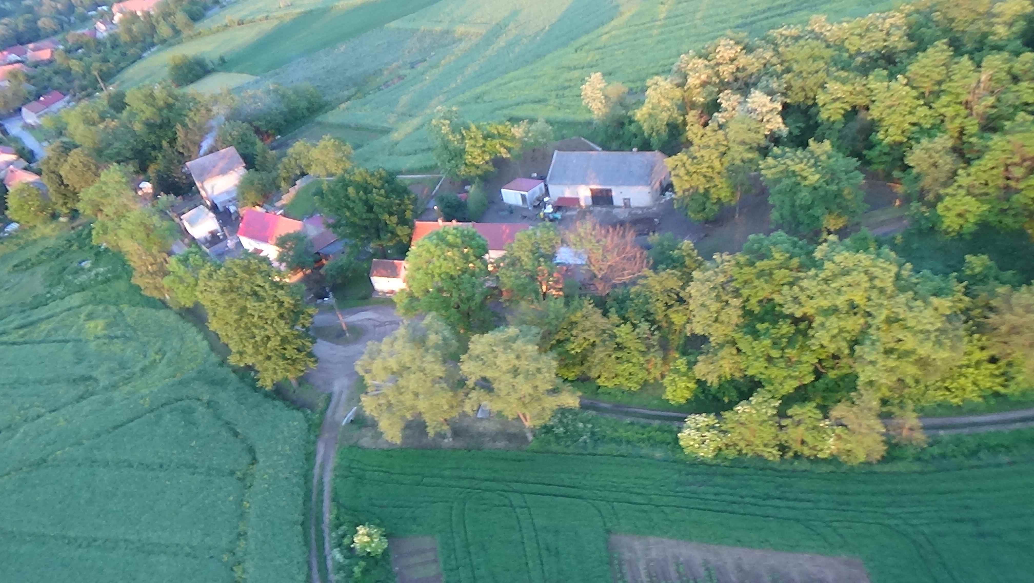 Lubień z lotu ptaka. Zobacz jak wygląda wioska       
